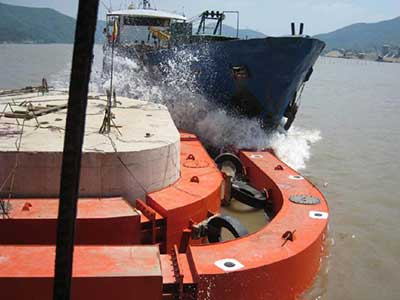 新型柔性橋梁防撞護舷